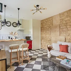 Apartment Center Of By Prestige, Paris